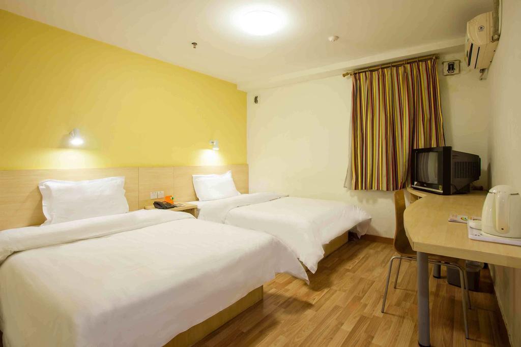 7Days Inn Yueyang East Maoling Pedestrain Street Bilik gambar