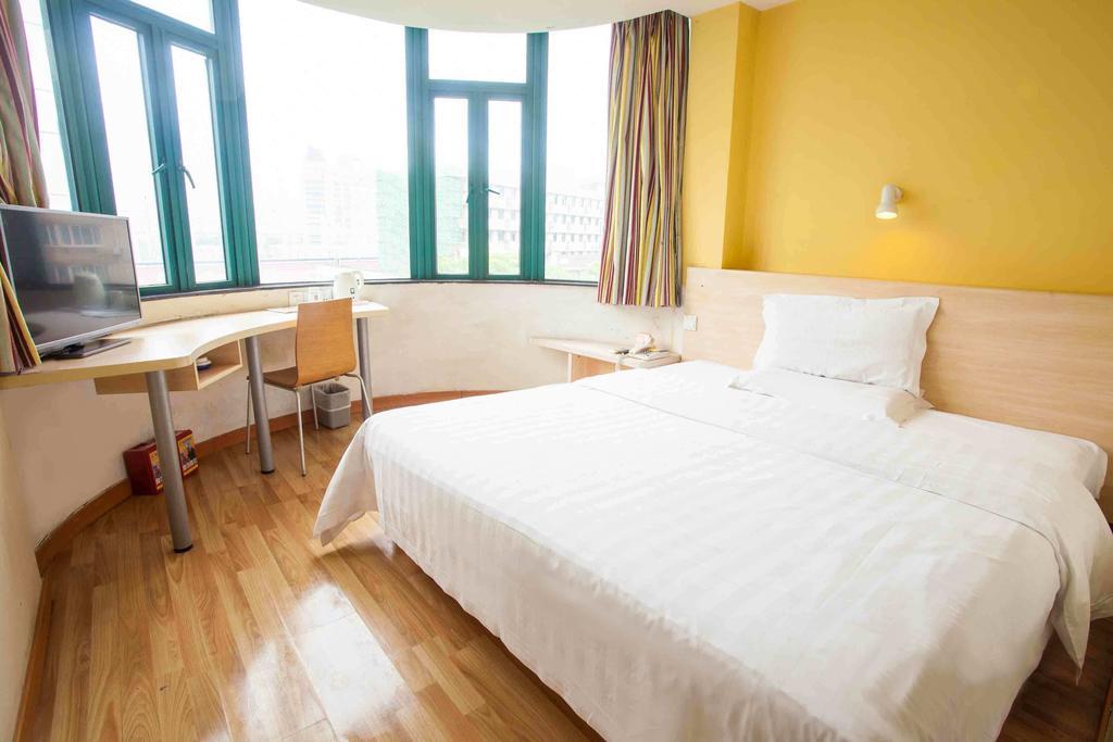 7Days Inn Yueyang East Maoling Pedestrain Street Bilik gambar